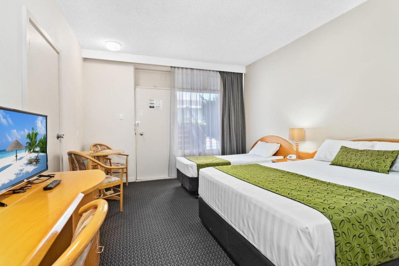 Park Motor Inn Тувумба Екстер'єр фото